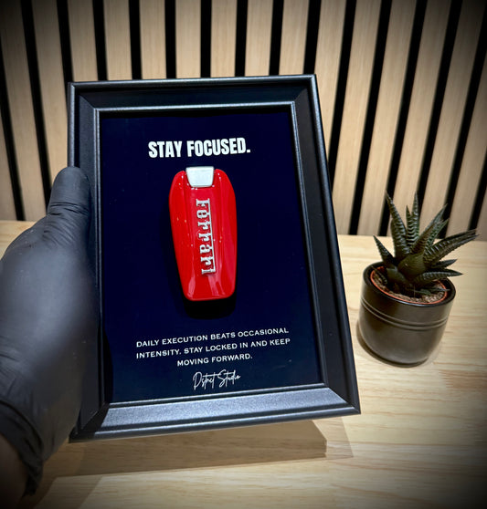 STAY FOCUSED. (COMPACT - KEY)